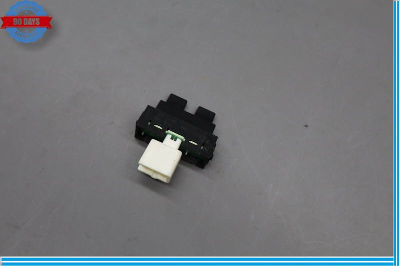 Load image into Gallery viewer, 02-10 Lexus SC430 Z40 Trip Mileage Reset Switch Black 84975-51010 Oem
