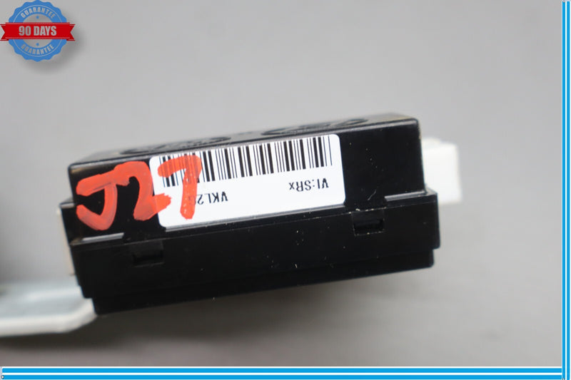 Load image into Gallery viewer, 11-13 Hyundai Equus Smart Keyless Entry Receiver Control Module Unit ECU Oem
