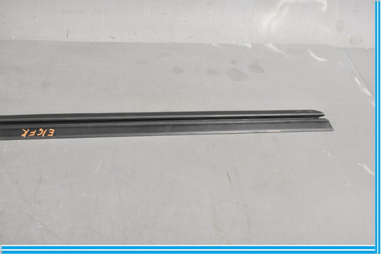 14-18 Mercedes CLA250 C117 Front Right Side Window Weather Strip Belt Seal Oem