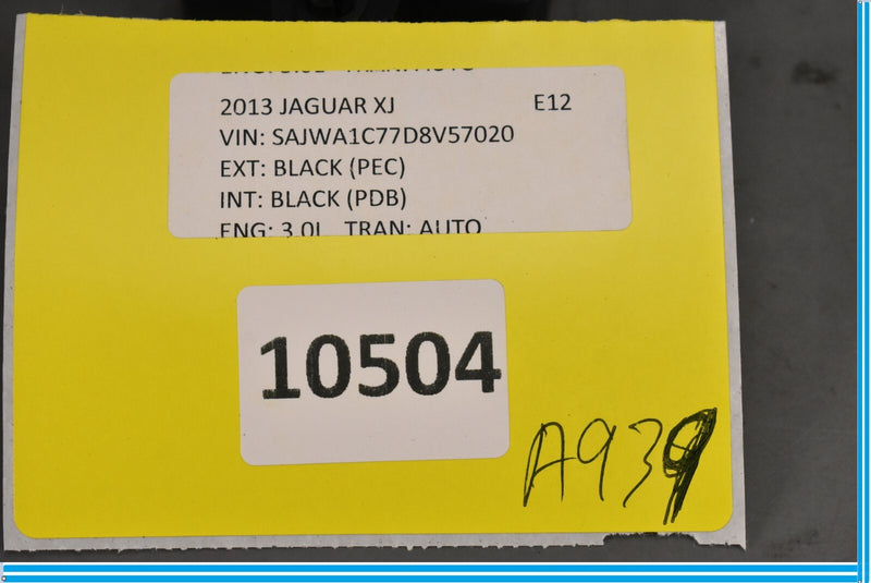 Load image into Gallery viewer, 10-15 Jaguar XJ XJL Front Left Driver Side Heated Seat Control Module Oem

