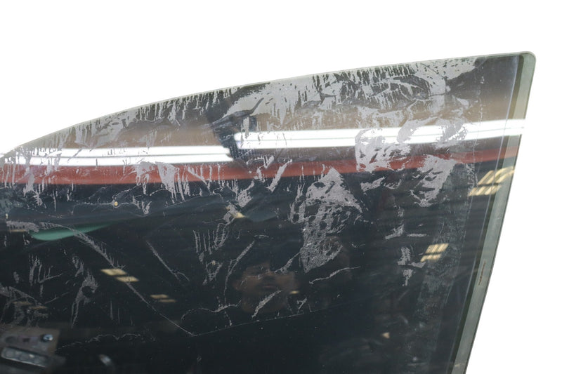 Load image into Gallery viewer, 03-13 Maserati Quattroporte M139 Front Left Side Door Window Auto Glass Oem
