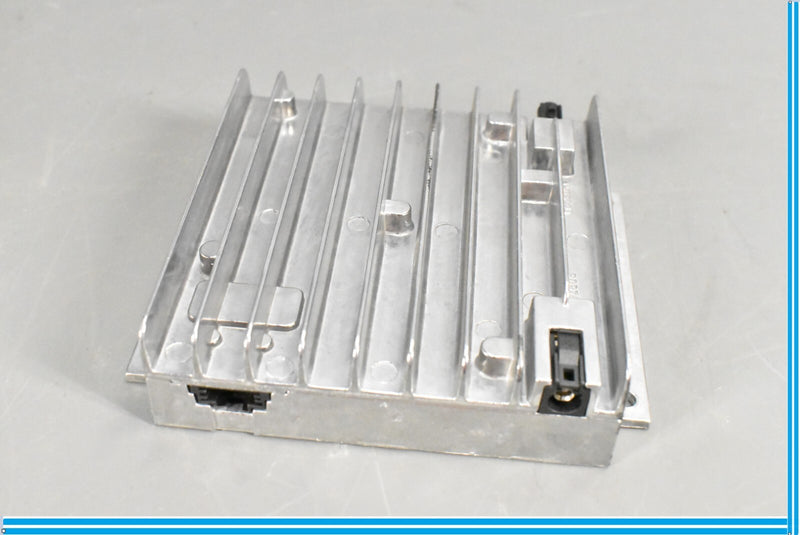 Load image into Gallery viewer, 07-10 Mercedes W221 S550 CL550 Antenna Amplifier Booster Module OEM
