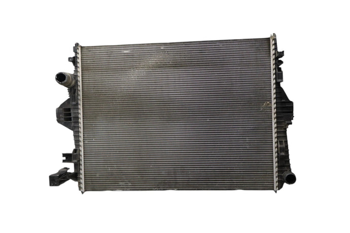 11-17 Volkswagen Touareg Engine Water Cooling Radiator Assembly 95810613210 Oem