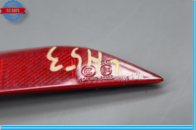 Load image into Gallery viewer, 15-20 Hyundai Genesis Sedan G80 Rear Left Side Bumper Reflector Marker Oem
