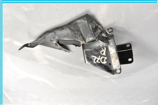 00-06 Mercedes S600 W220 Front Right Radiator Cover Mounting Bracket Oem