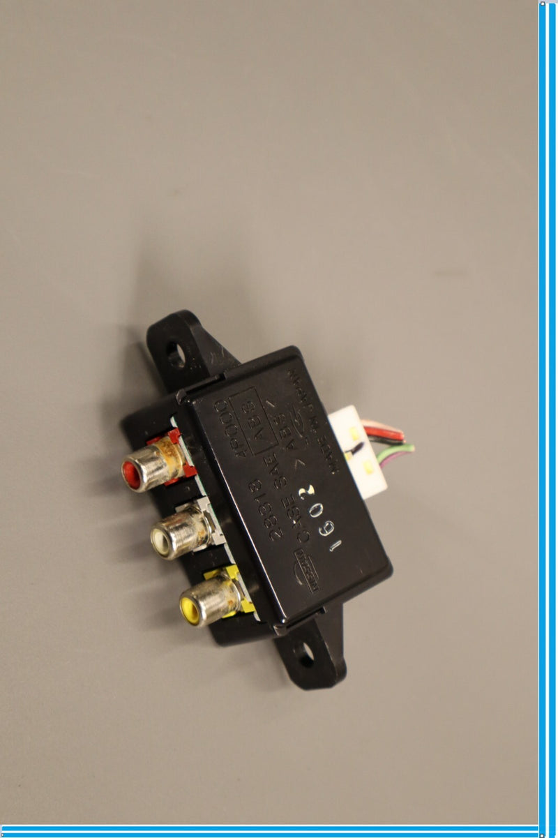 Load image into Gallery viewer, 11-17 Infiniti QX56 QX80 AUX Auxiliary Audio Video Jack RCA Input Oem
