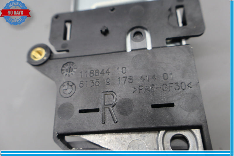 Load image into Gallery viewer, 09-15 BMW 740i 750i F01 F02 Front Right Side Seat Belt Retractor Module Oem
