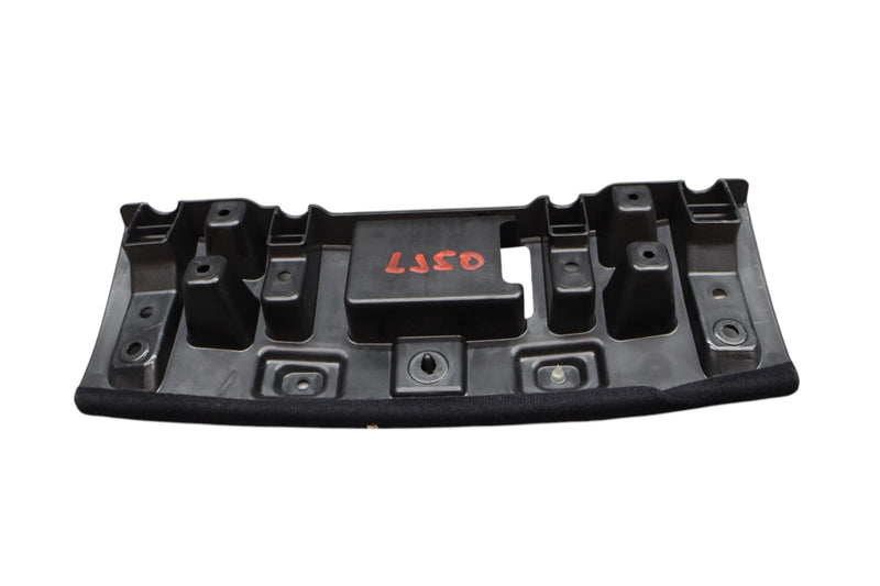 Load image into Gallery viewer, 14-20 Maserati Levante M157 Ghibli Front Left Seat Guard Cover Support Oem
