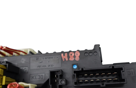 10-18 Mercedes W218 CLS550 E350 E400 Rear SAM Fuse Box Relay Control Oem