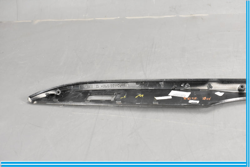Load image into Gallery viewer, 12-16 BMW 650i 640i F12 Front Right Passenger Side Door Panel Molding Oem
