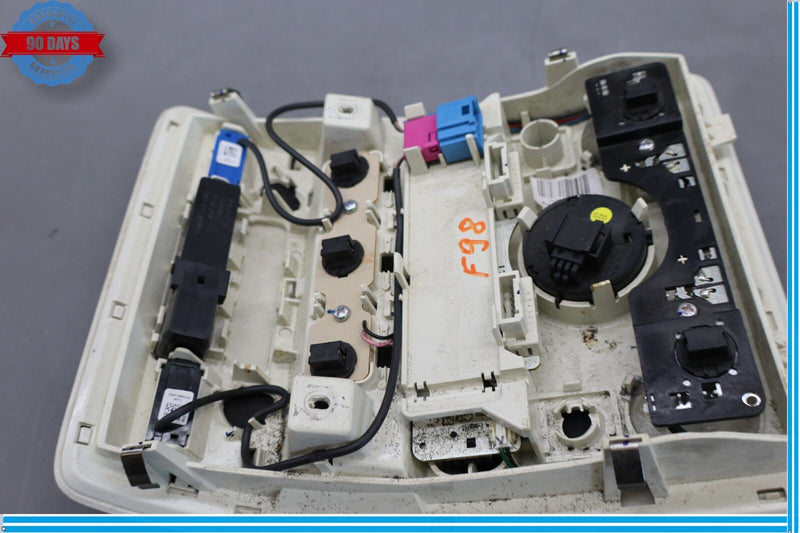 Load image into Gallery viewer, 11-14 Volkswagen VW Touareg Front Overhead Central Console Dome Light Oem

