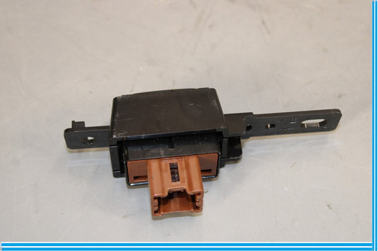 11-17 Infiniti QX56 QX80 Left Side 2nd Row Center Console Seat Heat Switch Oem