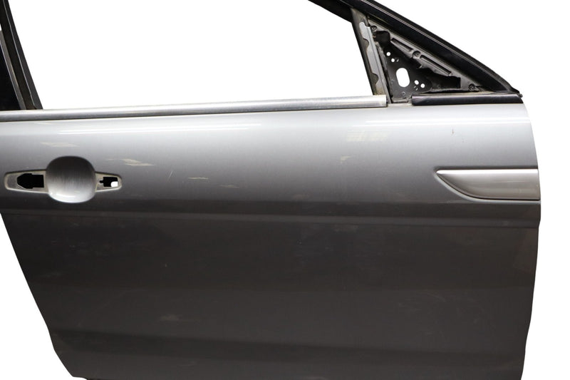 Load image into Gallery viewer, 12-19 Range Rover Evoque L538 Front Right Passenger Side Door Panel Shell Oem

