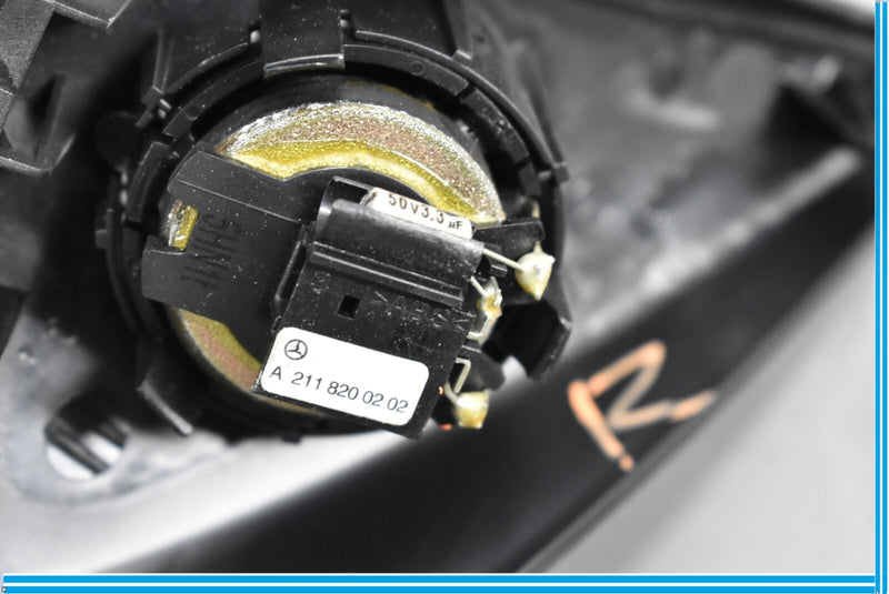 Load image into Gallery viewer, 05-11 Mercedes SLK280 SLK350 Right Passenger side Door Tweeter Speaker Oem

