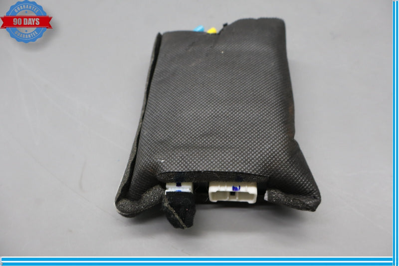 Load image into Gallery viewer, 15-16 Hyundai Genesis Right Passenger Side Seat Electric Conrtol Module Oem
