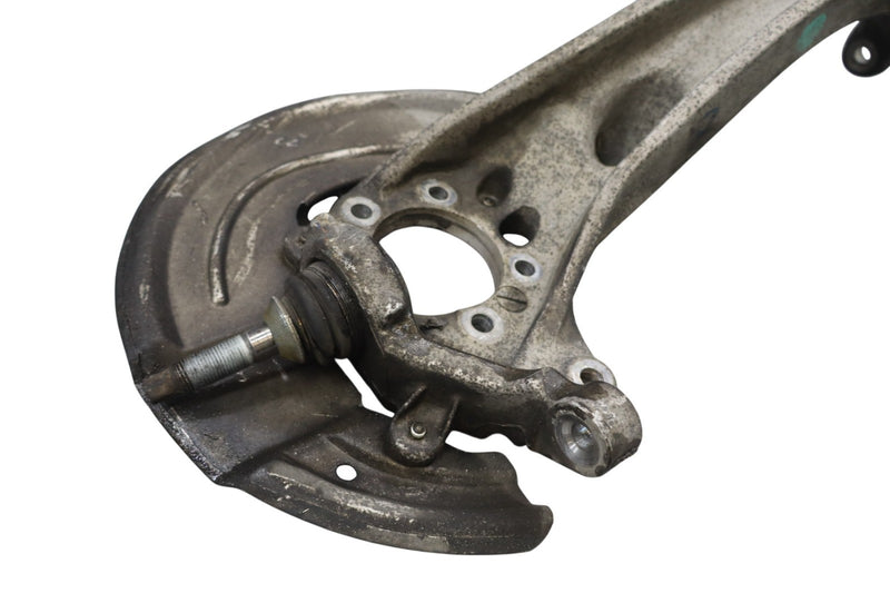 Load image into Gallery viewer, 02-05 Ford Thunderbird 3.9L V8 Front Right Side Steering Spindle Knuckle Hub Oem
