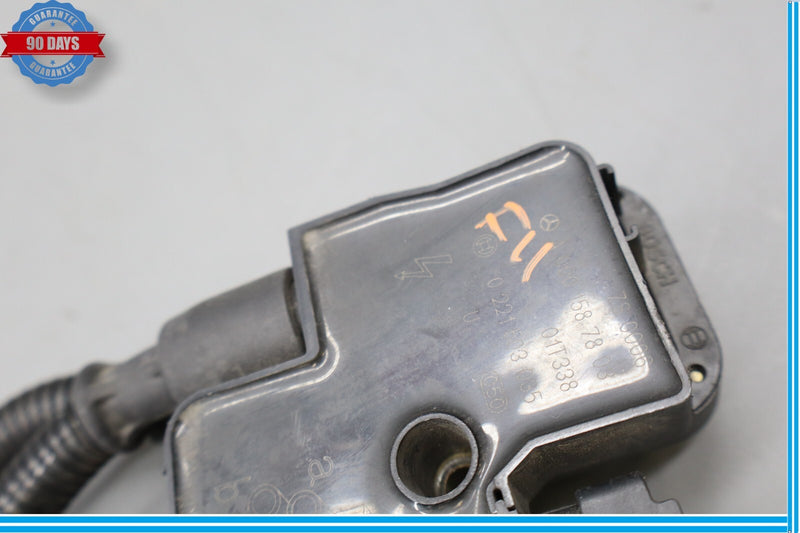 Load image into Gallery viewer, 03-06 Mercedes R230 SL500 Engine Ignition Coil Pack A0001587803 Oem

