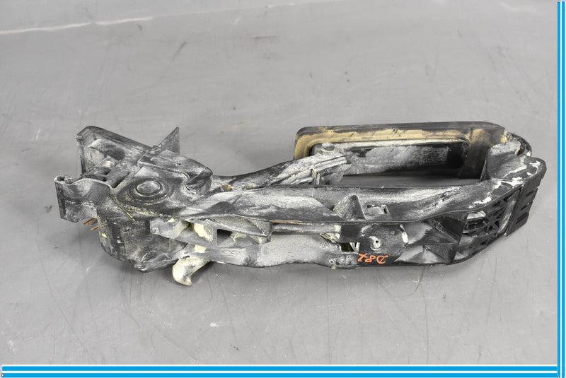 Load image into Gallery viewer, 06-11 Mercedes CLS550 E550 W219 Gas Pedal Accelerator A2113000404 Oem
