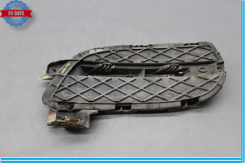 Load image into Gallery viewer, 10-13 Jaguar XJ XJL X351 Right Passenger Side Bumper Grille Bracket Oem
