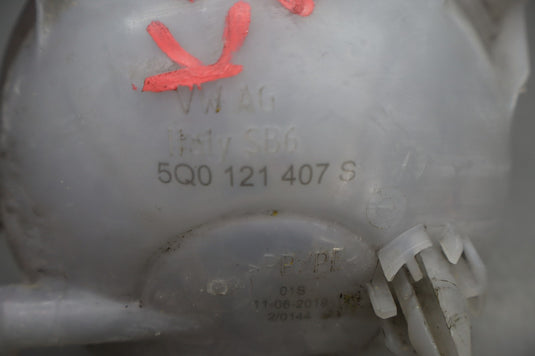 15-19 Volkswagen E-Golf Engine Coolant Expansion Tank Reservoir 5Q0121407S Oem
