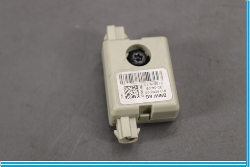 Load image into Gallery viewer, 09-15 BMW 750i 750Li Radio Signal Trap Circuit Antenna Module 9118262 Oem
