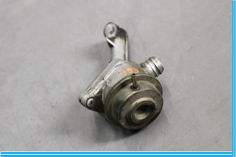 Load image into Gallery viewer, Mercedes W219 CLS500 S500 Engine Motor Smog Air Pump Check Valve Left/Right Oem
