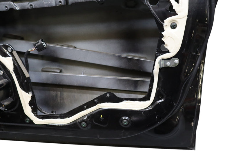 Load image into Gallery viewer, 14-22 Maserati Quattroporte M156 Front Right Passenger Side Door Shell Panel Oem
