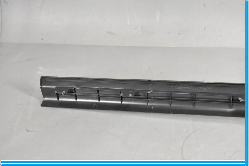 Load image into Gallery viewer, 14-18 Mercedes W117 CLA250 Front Right Door Sill Scuff Plate Trim Cover Oem
