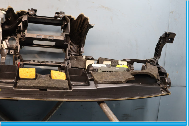 Load image into Gallery viewer, 10-13 Mercedes E350 E550 W212 Dashboard Dash Board Panel Oem
