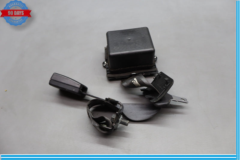 Load image into Gallery viewer, 11-13 Hyundai Equus SIG Rear Center Seat Belt Retractor w/ Latch End Buckle Oem
