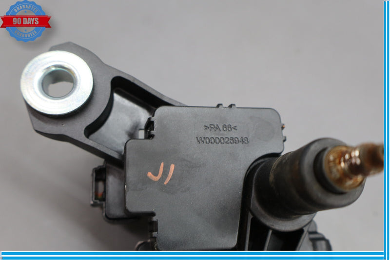 Load image into Gallery viewer, 11-18 Porsche Cayenne 958 Rear Glass Windshield Wiper Motor 7P5955711A Oem
