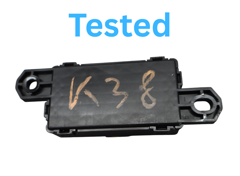 Load image into Gallery viewer, 11–16 Hyundai Equus Rear Seat Power Relay Control Module Unit 895973N000 Oem
