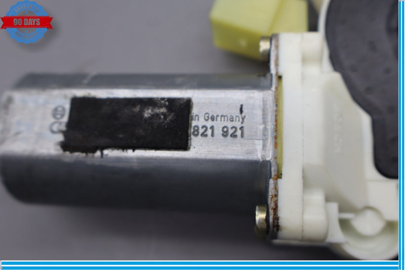 Load image into Gallery viewer, 03-12 Mercedes R230 SL500 Right Passenger Side Door Window Glass Motor Oem
