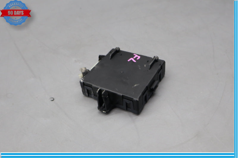 Load image into Gallery viewer, 08-18 Mercedes W204 C250 C350 Front Left Side Door Control Module Unit ECU Oem
