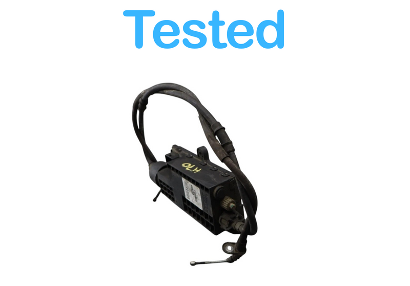Load image into Gallery viewer, 14-17 Maserati Quattroporte Ghibli Electric Parking Brake Actuator 670030076 Oem
