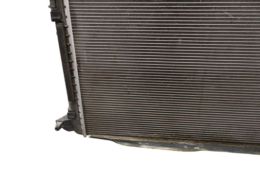 14-22 Maserati Ghibli 3.0L Front Engine Cooling Radiator Assembly 670038340 Oem
