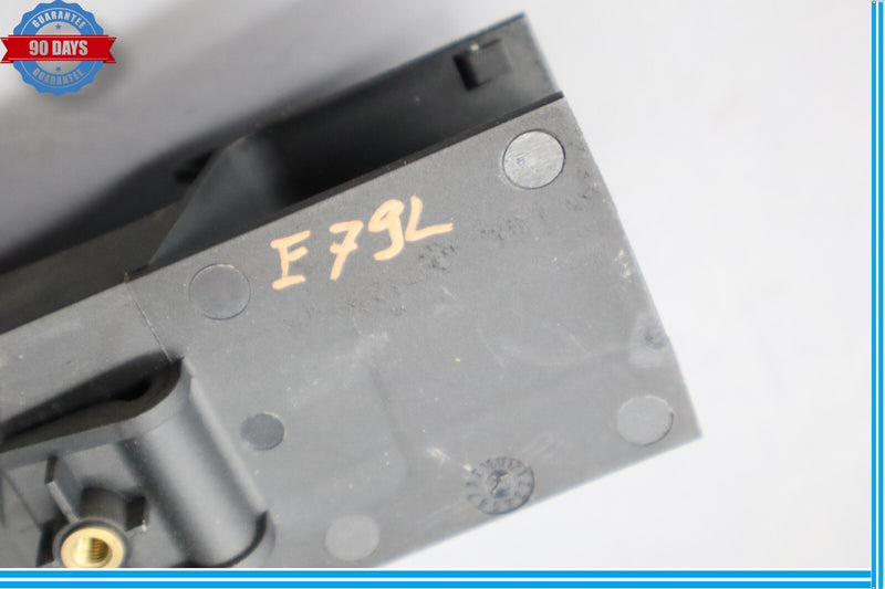 Load image into Gallery viewer, 97-06 Jaguar XK8 X100 Front Left Driver Side Inner Door Handle GJA1101BD Oem
