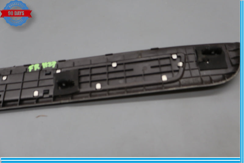 Load image into Gallery viewer, 15-16 Hyundai Genesis Front Right Passenger Side Door Sill Scuff Plate Trim Oem
