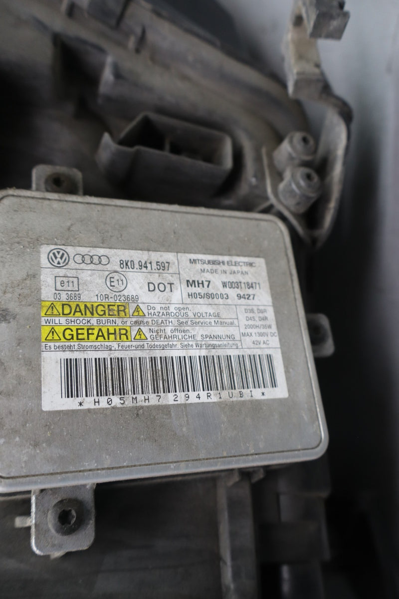 Load image into Gallery viewer, 09-12 AUDI A4 A4 Quattro Front Right Passenger Side Headlight Light Lamp Oem
