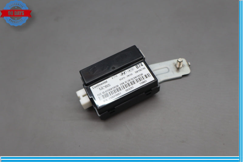 Load image into Gallery viewer, 11-13 Hyundai Equus Smart Keyless Entry Receiver Control Module Unit ECU Oem
