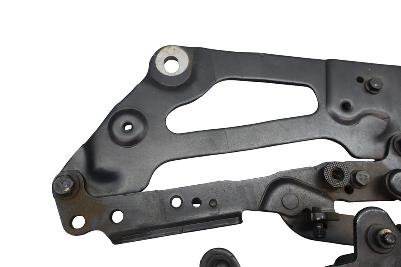 Load image into Gallery viewer, @10-17 BMW 535i 550i GT F07 Front Left Driver Side Bonnet Hood Hinge 7046323 Oem
