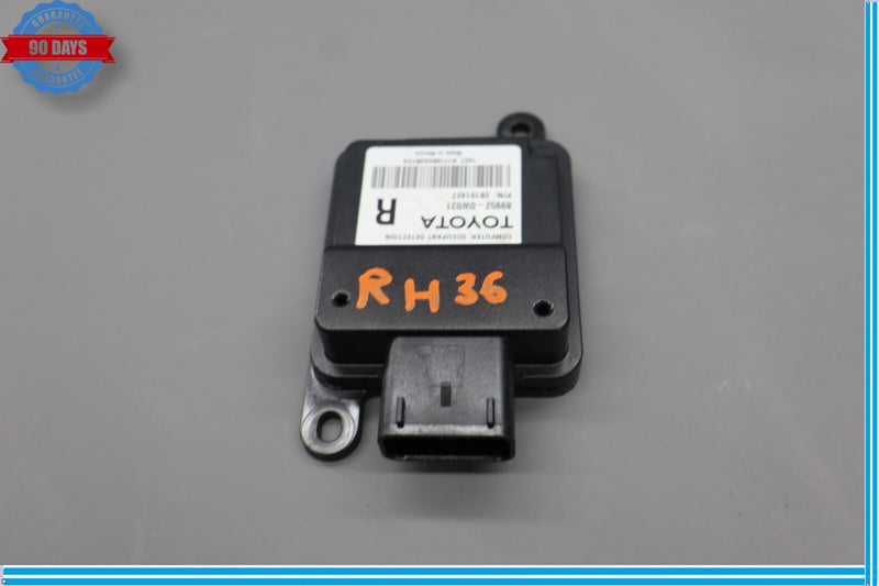 Load image into Gallery viewer, 07-09 Lexus LS460 LS460L XF40 Front Right Side Seat Occupant Sensor Module Oem
