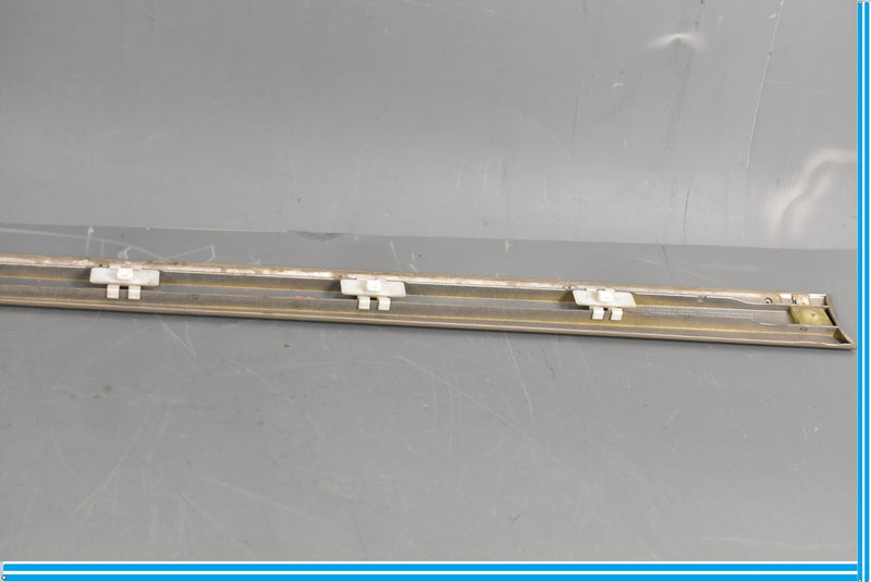 Load image into Gallery viewer, 00-06 Mercedes S500 S600 W220 Front Right Passenger Door Rub Strip Molding Oem
