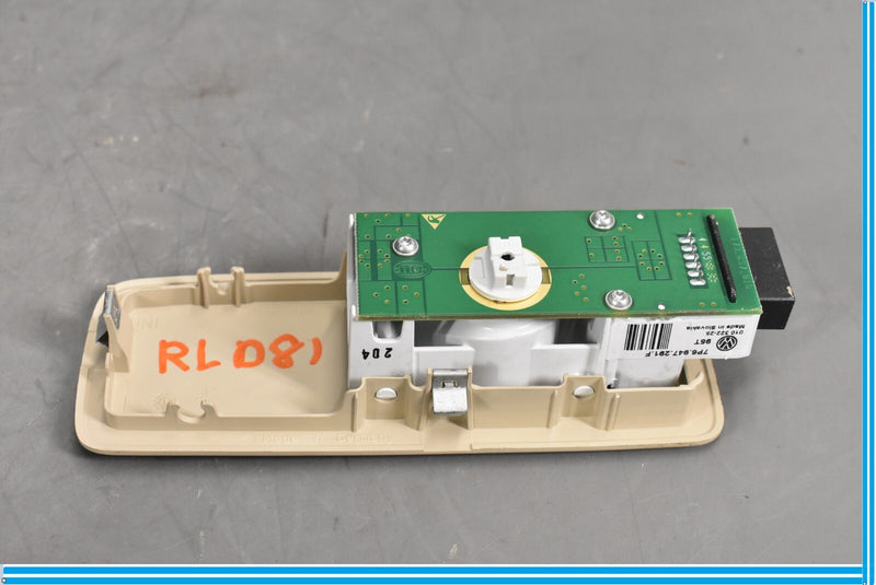 Load image into Gallery viewer, 11-14 Volkswagen VW Touareg Rear Left Overhead Roof Dome Light Reading Lamp Oem
