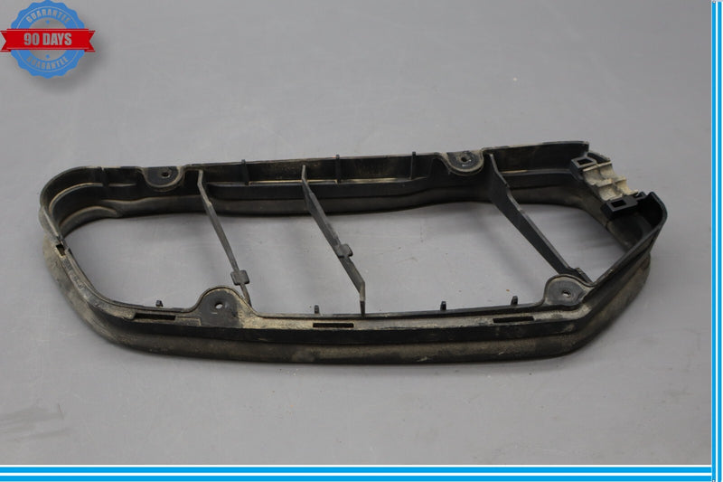Load image into Gallery viewer, 03-12 Mercedes R230 SL500 SL550 Right Side Hood Vent Grille Grill Cover Oem
