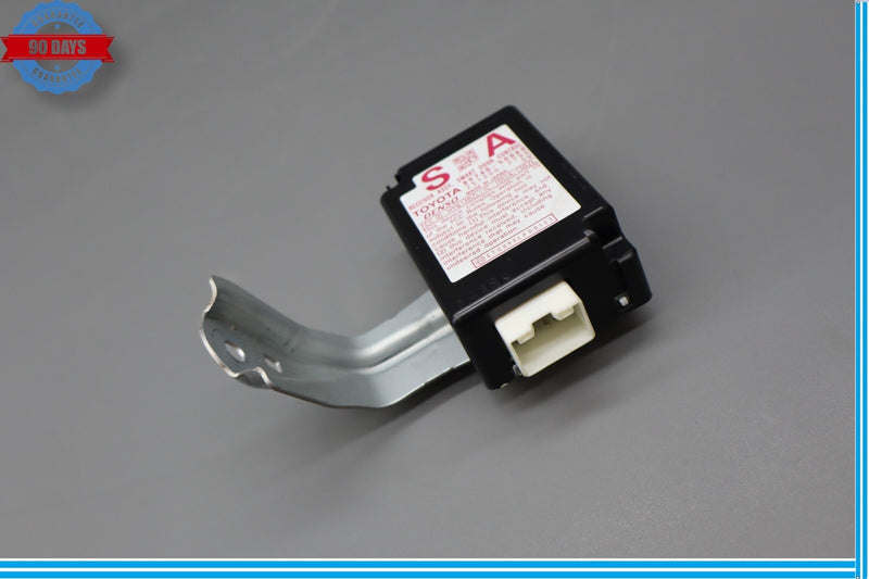Load image into Gallery viewer, 07-12 Lexus LS460 Smart Door Control Module Receiver 89740-50060 Oem
