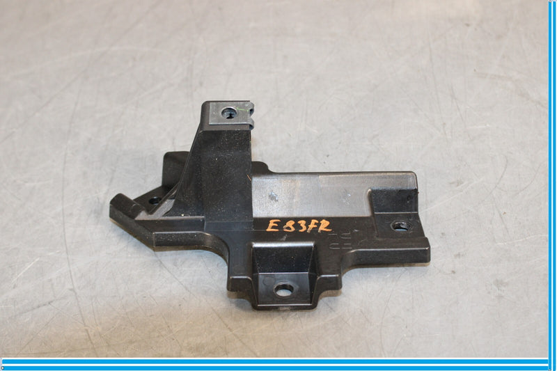 Load image into Gallery viewer, 11-17 Infiniti QX56 QX80 Front Right Side Door Pull Handle Bracket Oem

