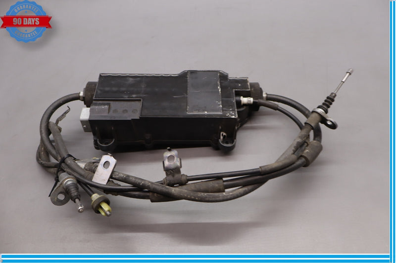 Load image into Gallery viewer, 11-13 Hyundai Equus Sig Parking Brake Assembly Electronic 597003M900 Oem
