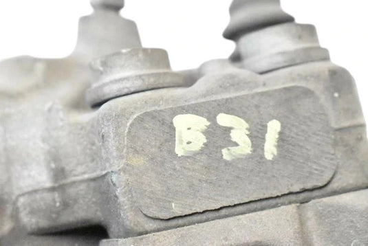 08-15 Mercedes W204 C300 Front Left & Right Side Brake Caliper Calipers Set OEM