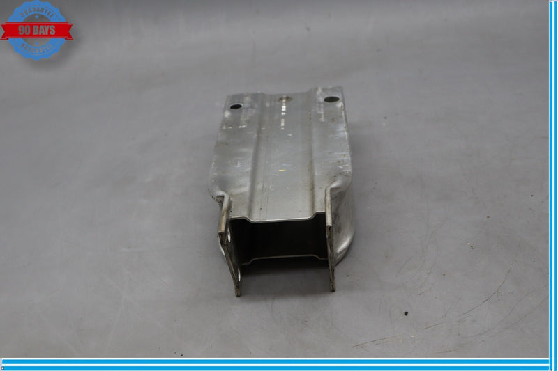 Load image into Gallery viewer, 08-14 Mercedes C250 W204 Front Right Bumper Reinforcement Impact Bracket Bar Oem
